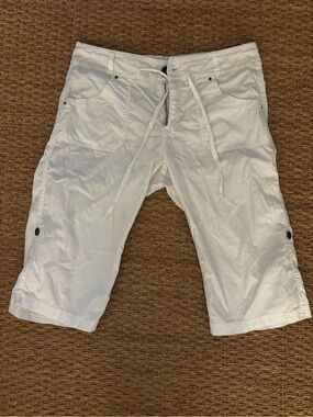 Women’s Drawstring Bermuda Shorts